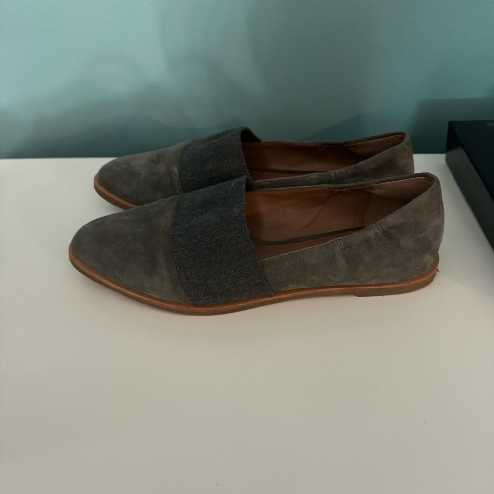 Grey Suede ED shoes flats loafers  size 6